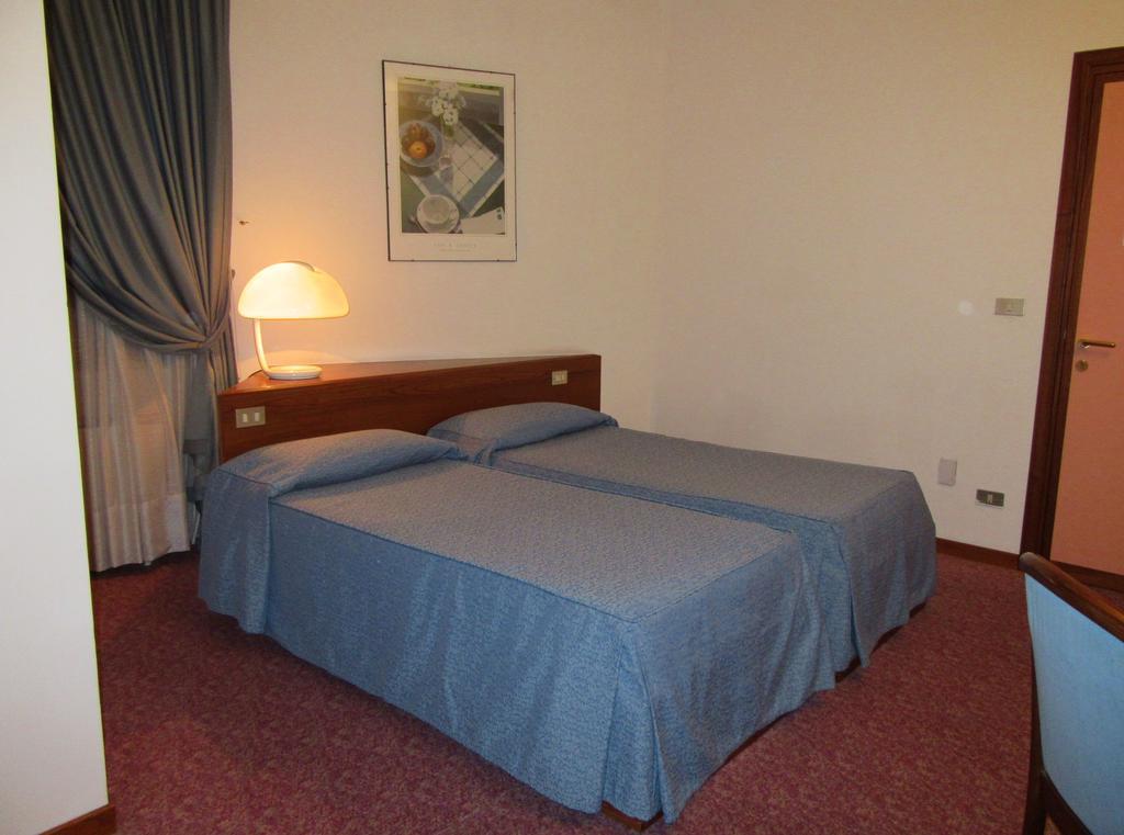 Hotel Giardino Prato  Extérieur photo