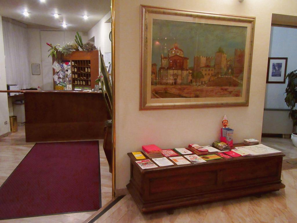 Hotel Giardino Prato  Extérieur photo