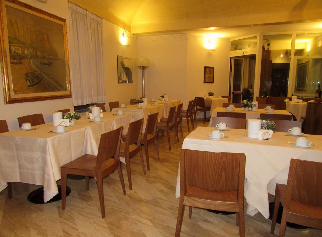 Hotel Giardino Prato  Extérieur photo